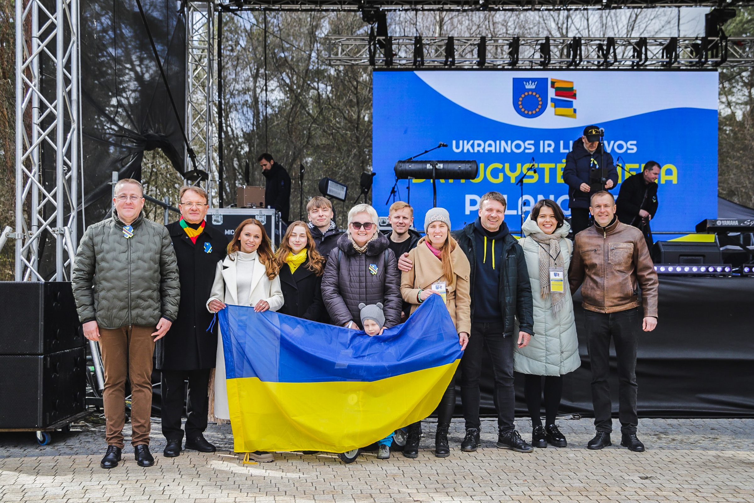 Dovana nuo karo nukentėjusiems Bučos vaikams – taikus poilsis Palangoje.