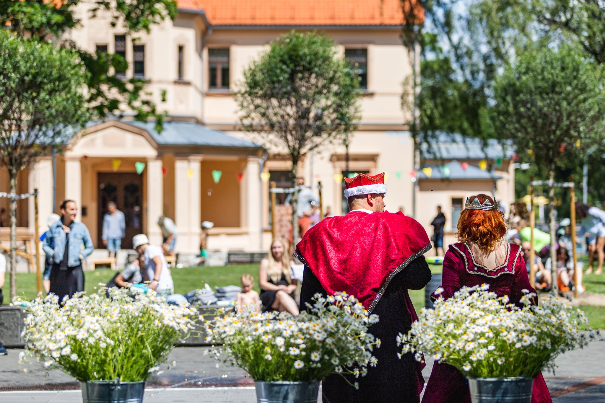 LIEPOS 6 – OJI PALANGOJE: KARTU SU ŠEIMOMIS Į VIDURAMŽIŲ PIKNIKĄ