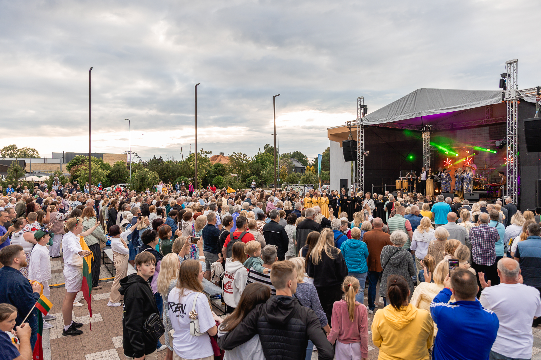 Dainos Lietuvai Šventojoje – kviečia festivalis „Vėl kartu“